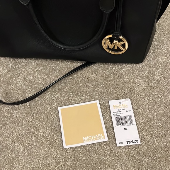 Michael Kors Sutton - Picture 5 of 11